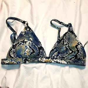 NWT REPTILE SNAKE PATTERN ADJUSTABLE  TO CROSS STRAPS BIKINI SWIM BRA TOP